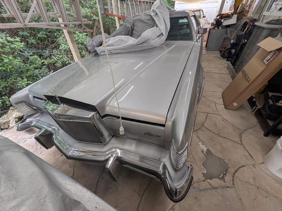 1975 Lincoln Continental 5th Gen - Image 8 of 28
