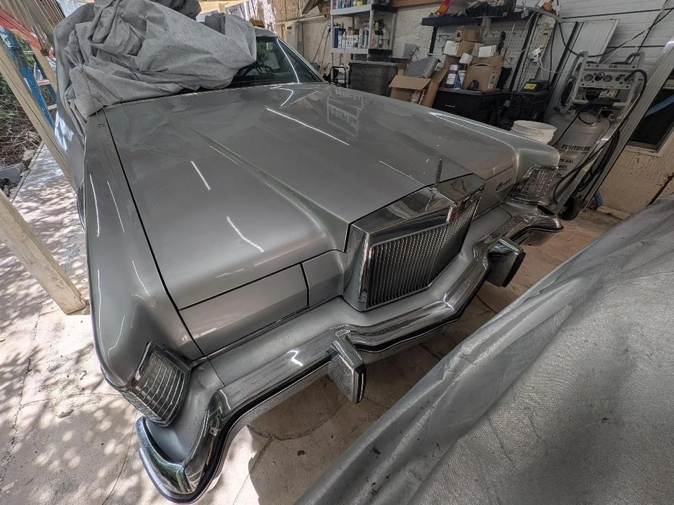 1975 Lincoln Continental 5th Gen - Image 9 of 28