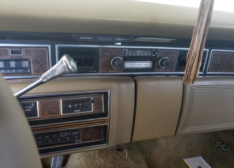 1975 Lincoln Continental 5th Gen - Image 12 of 13