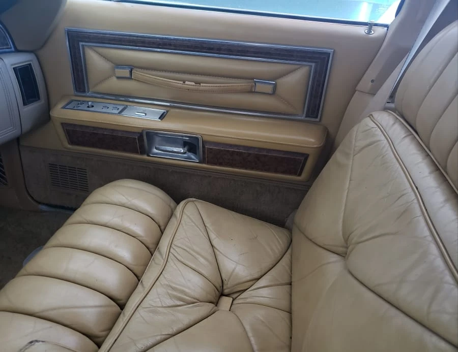 1975 Lincoln Continental 5th Gen - Image 5 of 13