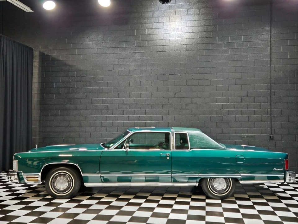 1975 Lincoln Continental 5th Gen - Image 2 of 12