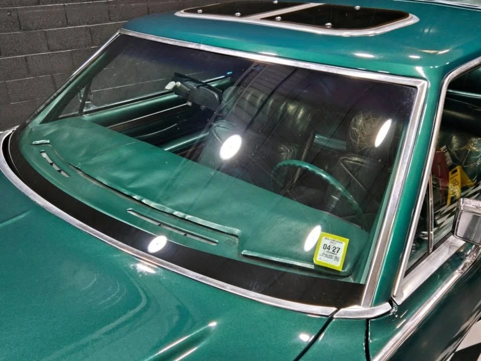1975 Lincoln Continental 5th Gen - Image 19 of 20