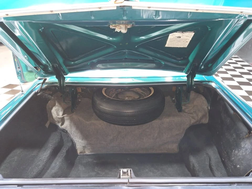 1975 Lincoln Continental 5th Gen - Image 11 of 20