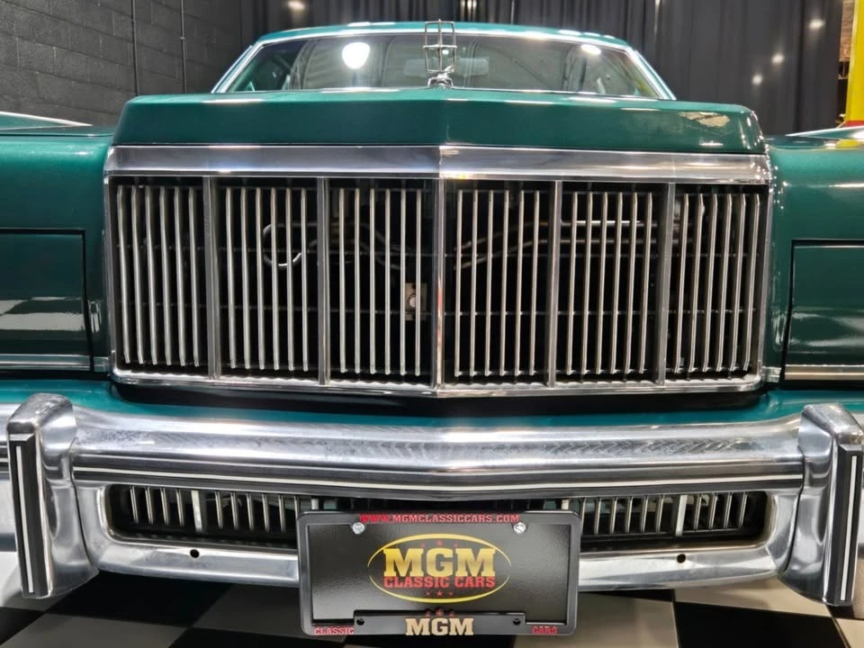 1975 Lincoln Continental 5th Gen - Image 13 of 20