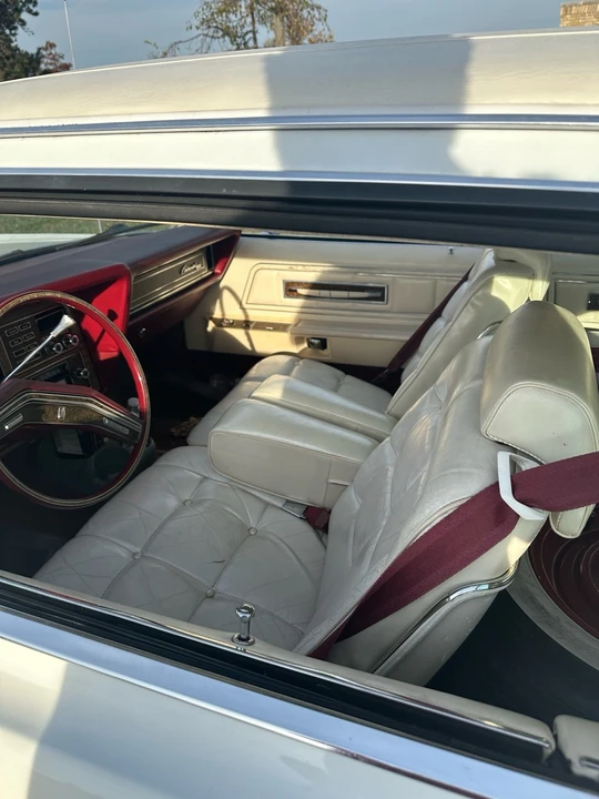 1975 Lincoln Continental 5th Gen - Image 19 of 31