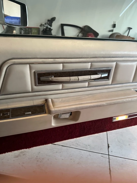 1975 Lincoln Continental 5th Gen - Image 22 of 31