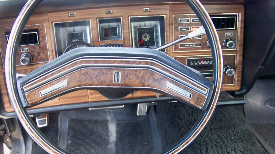 1975 Lincoln Continental Mark IV - Image 4 of 9