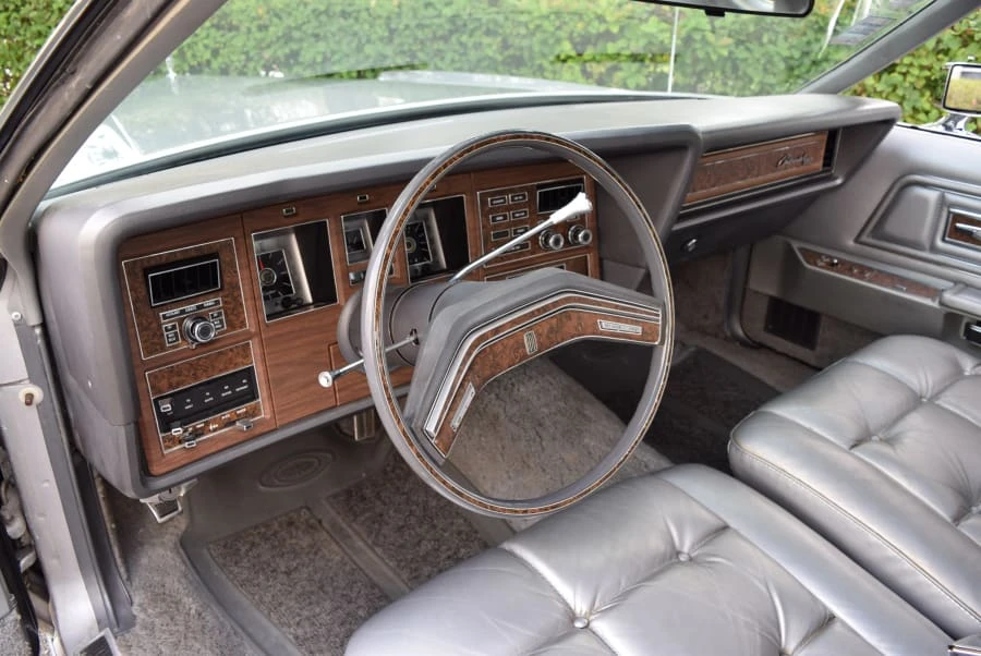 1975 Lincoln Continental Mark IV - Image 5 of 12