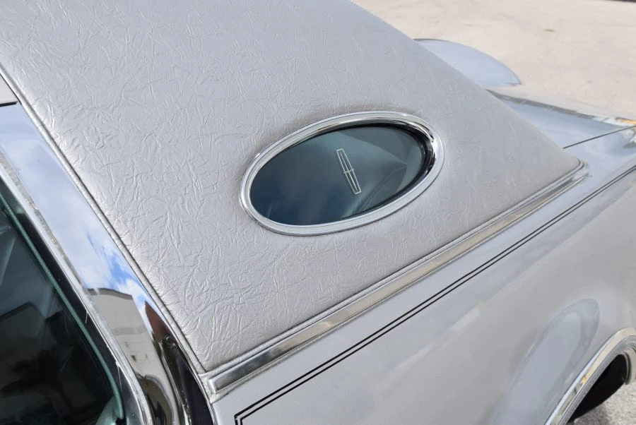 1975 Lincoln Continental Mark IV - Image 9 of 12