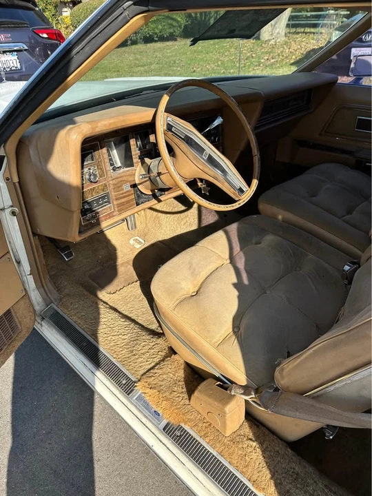 1975 Lincoln Continental Mark IV - Image 4 of 18