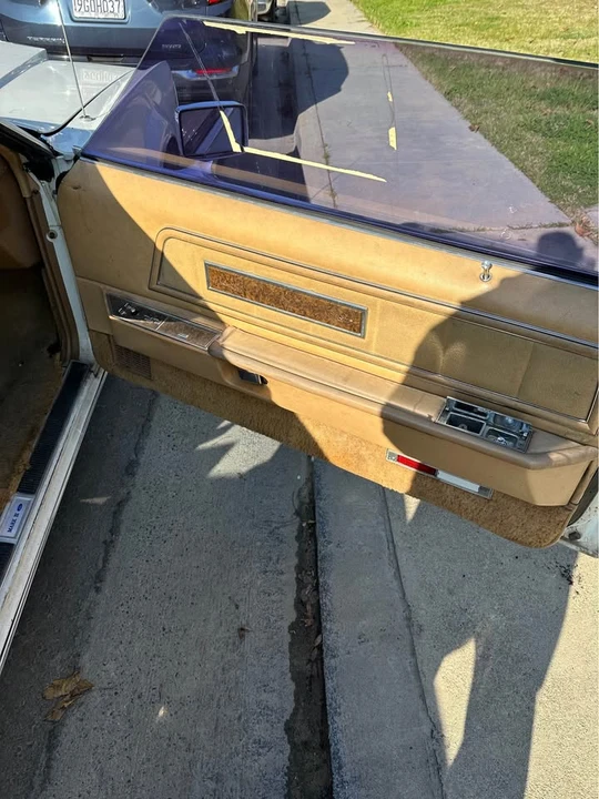 1975 Lincoln Continental Mark IV - Image 9 of 18