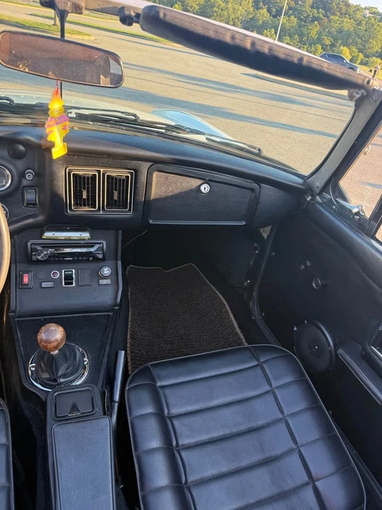 1975 MG MGB Roadster - Image 11 of 14