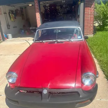 1975 MG B Convertible
