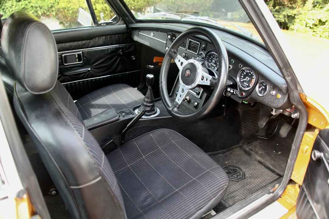 1975 MG MGB GT - Image 26 of 30