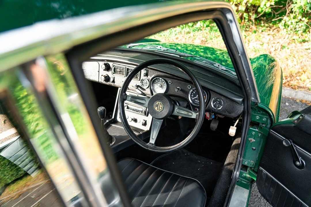 1975 MG MGB GT - Image 16 of 30