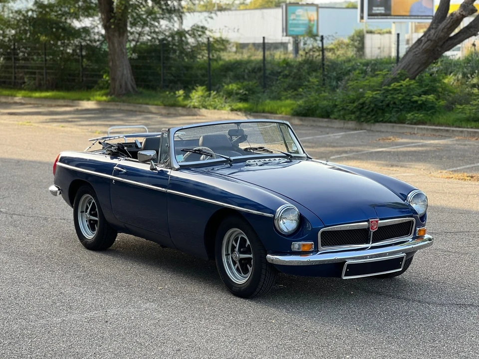 1975 MG MGB Roadster - Image 2 of 30