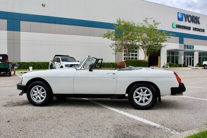 1975 MG MGB - Image 8 of 21
