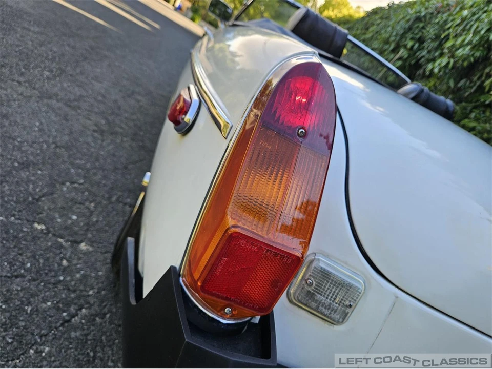 1975 MG MGB Roadster - Image 25 of 31