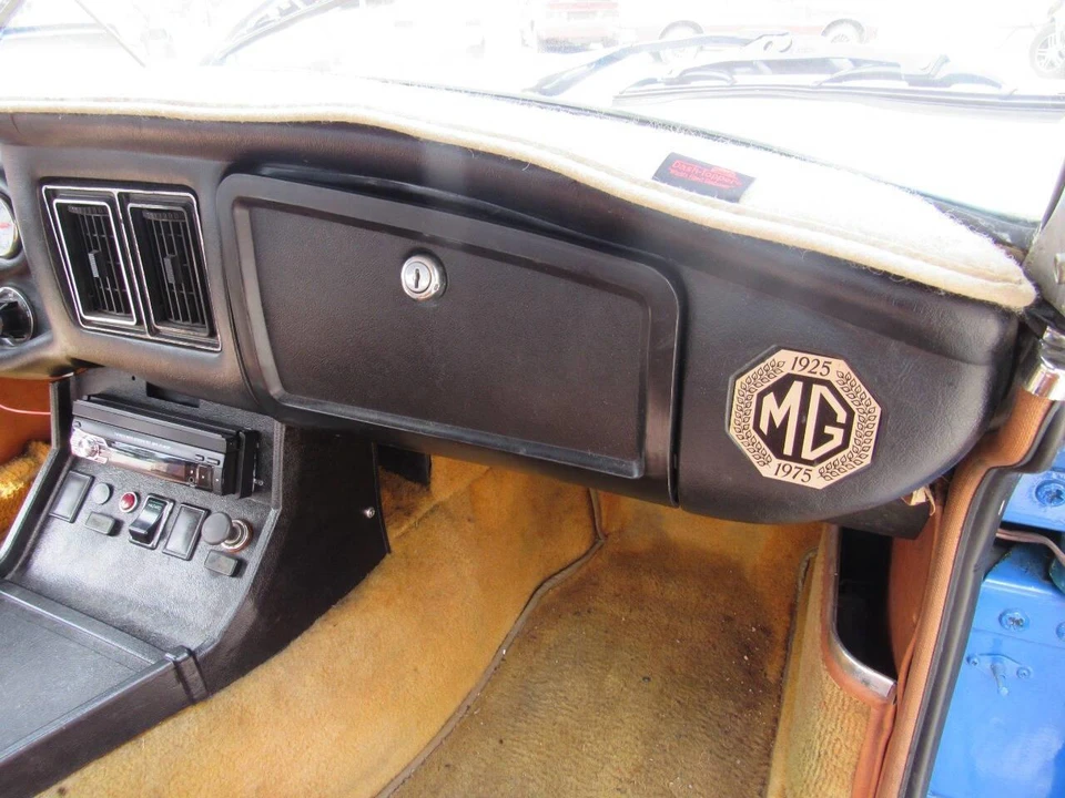 1975 MG MGB Roadster - Image 12 of 25