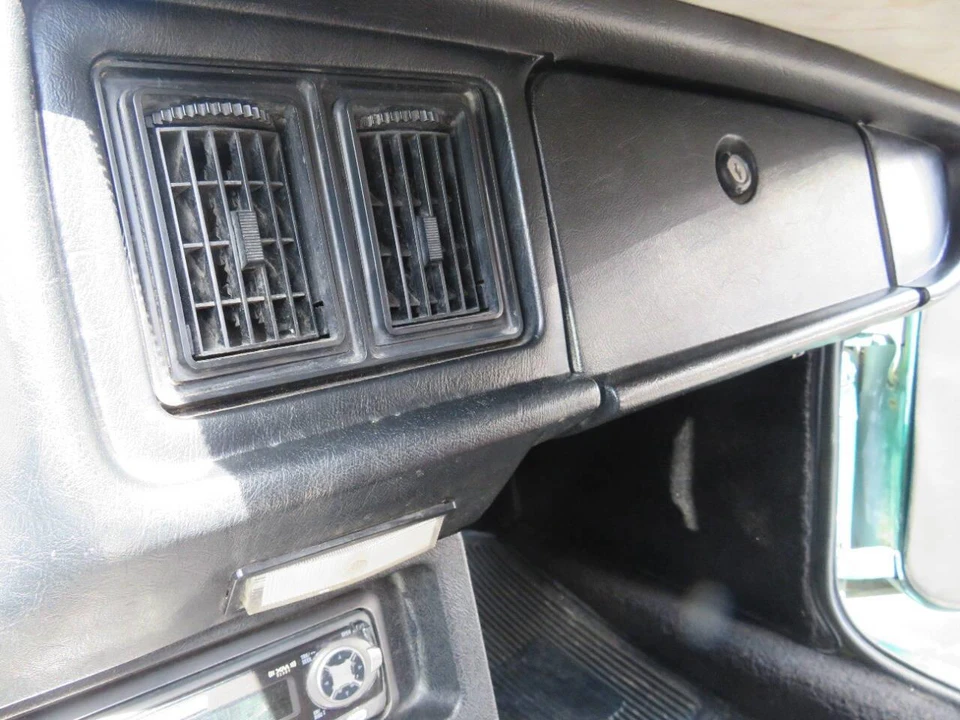 1975 MG MGB Roadster - Image 14 of 18