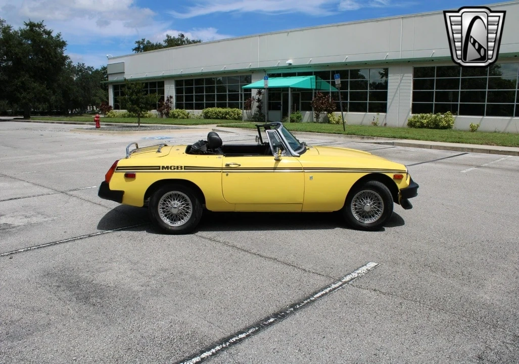1975 MG MGB Roadster - Image 10 of 12