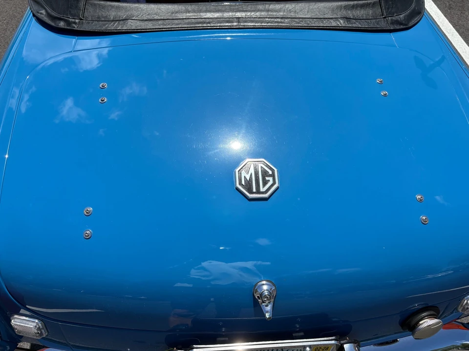 1975 MG MGB Roadster - Image 31 of 31