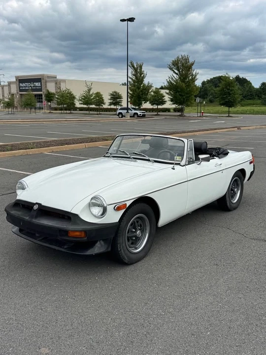 1975 MG MGB Roadster - Image 2 of 9