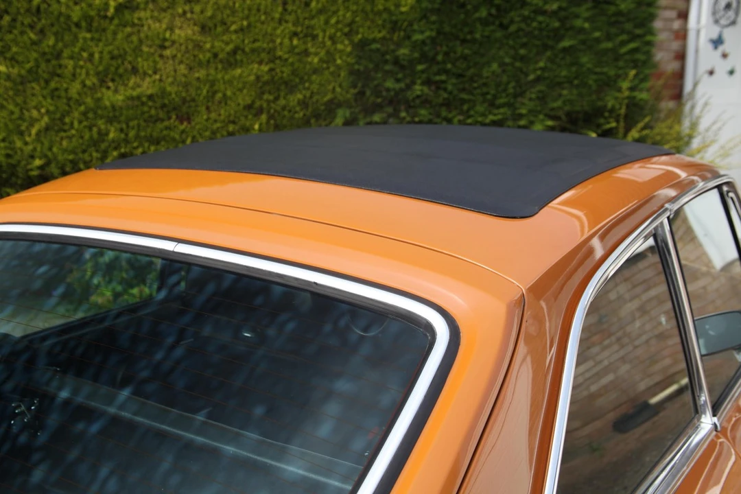 1975 MG MGB GT - Image 16 of 30