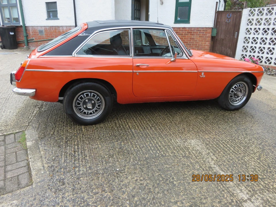 1975 MG MGB GT V8 - Image 10 of 30