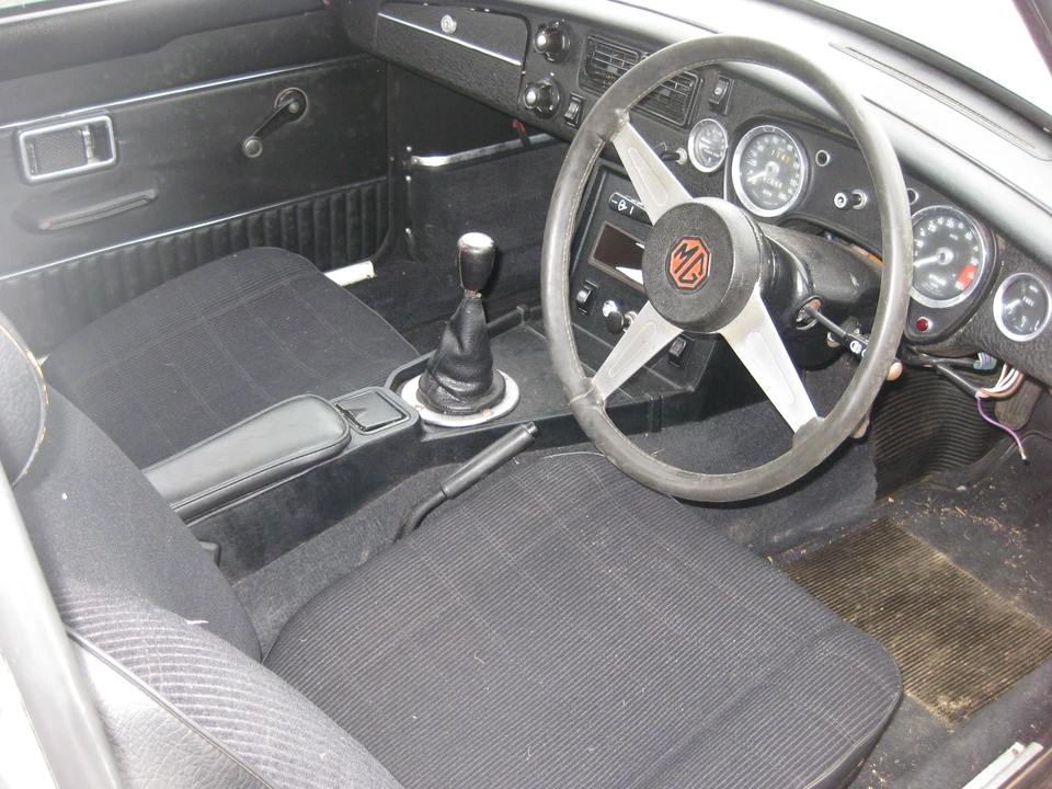 1975 MG MGB GT V8 - Image 3 of 4