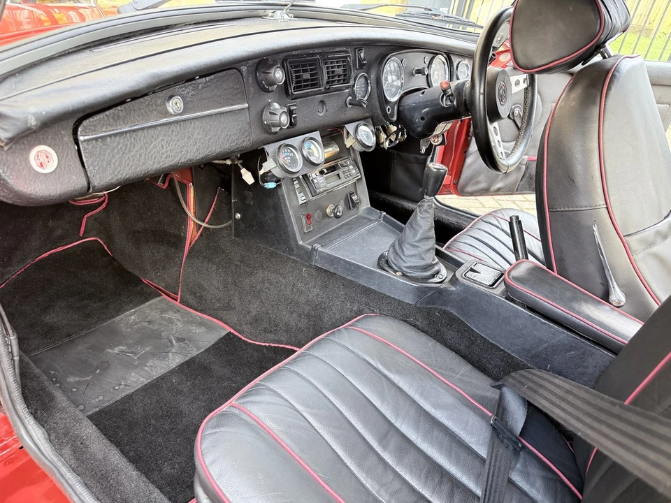1975 MG MGB Roadster - Image 20 of 30