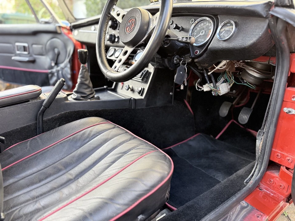 1975 MG MGB Roadster - Image 19 of 30