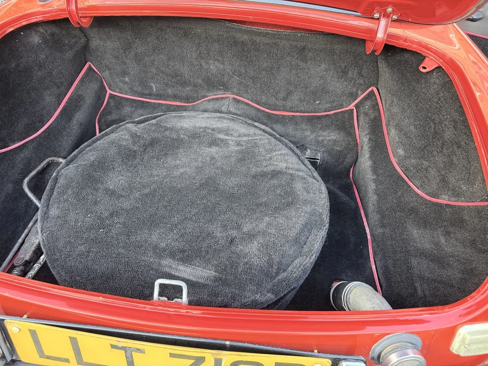 1975 MG MGB Roadster - Image 24 of 30