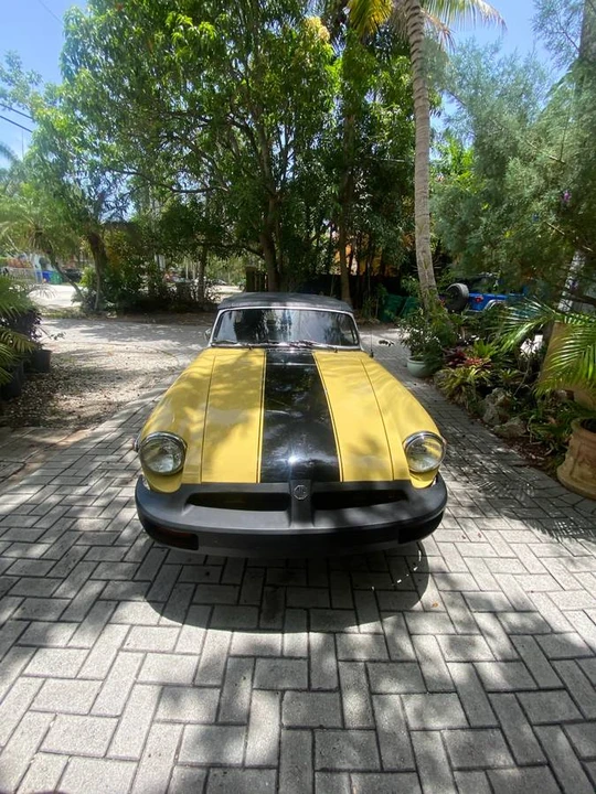 1975 MG MGB Roadster - Image 2 of 13