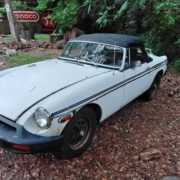 1975 MG MGB
