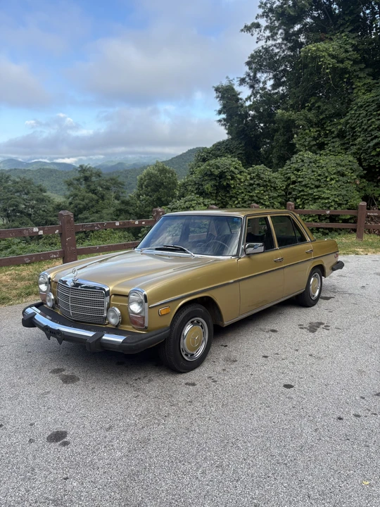 1975 Mercedes-Benz W114 & W115 - Image 23 of 31