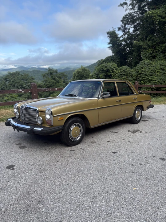 1975 Mercedes-Benz W114 & W115 - Image 22 of 31