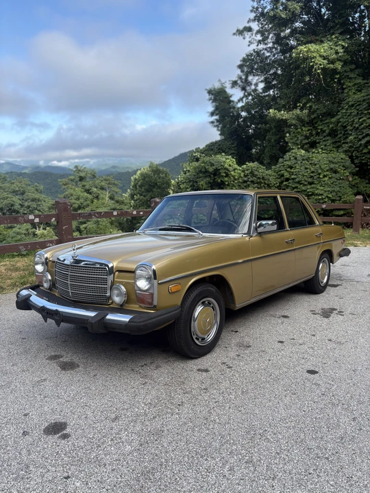 1975 Mercedes-Benz W114 & W115 - Image 24 of 31