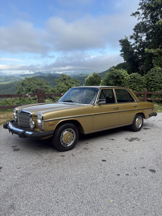1975 Mercedes-Benz W114 & W115 - Image 21 of 31