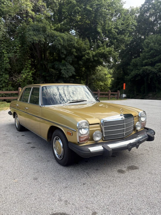 1975 Mercedes-Benz W114 & W115 - Image 28 of 31