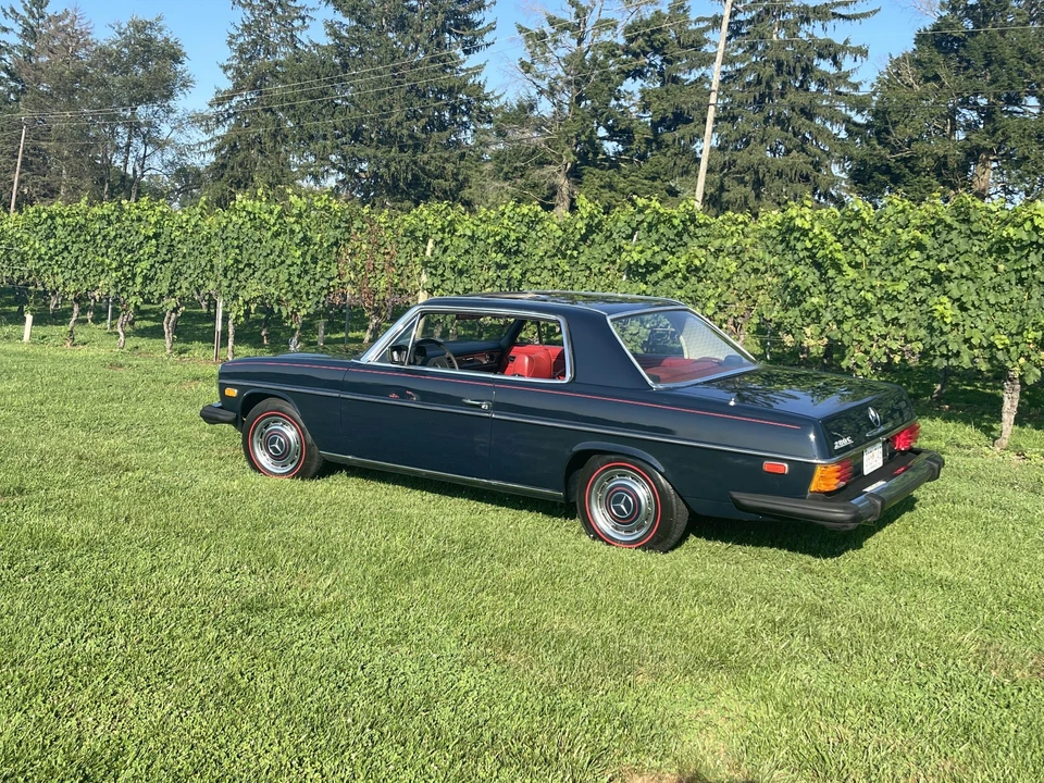 1975 Mercedes-Benz W114 & W115 - Image 17 of 31