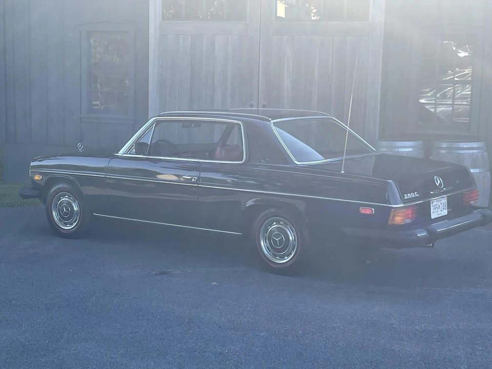 1975 Mercedes-Benz W114 & W115 - Image 18 of 31