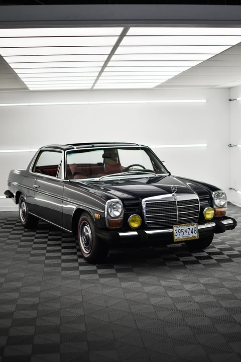 1975 Mercedes-Benz W114 & W115 - Image 5 of 31