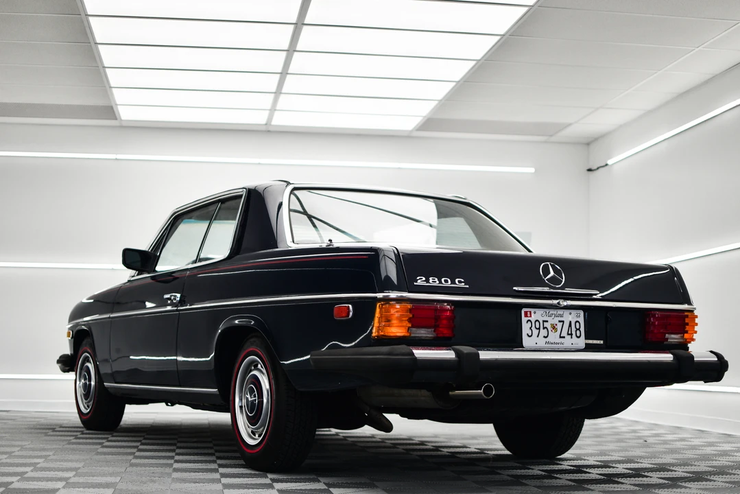 1975 Mercedes-Benz W114 & W115 - Image 21 of 31