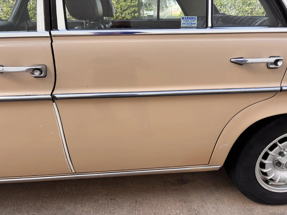 1975 Mercedes-Benz W114 & W115 - Image 31 of 31