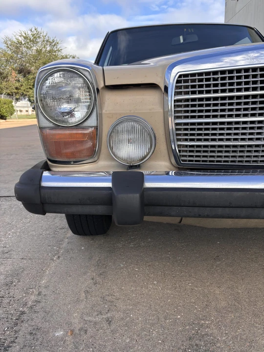 1975 Mercedes-Benz W114 & W115 - Image 23 of 31