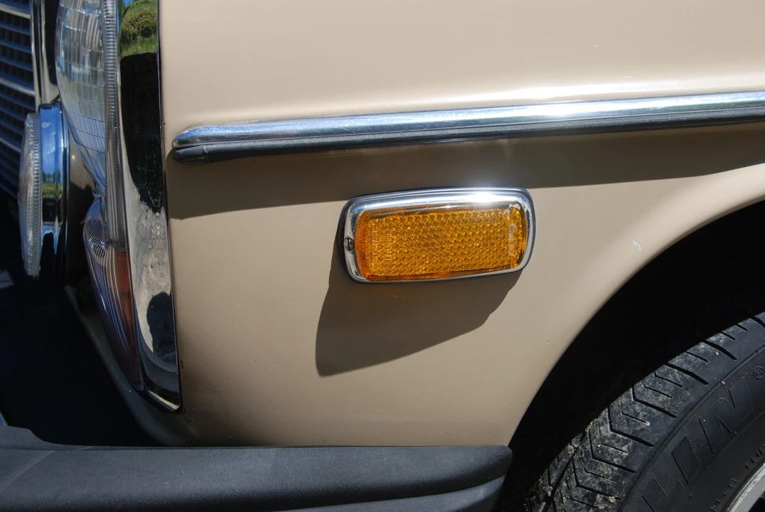 1975 Mercedes-Benz W114 & W115 - Image 14 of 31