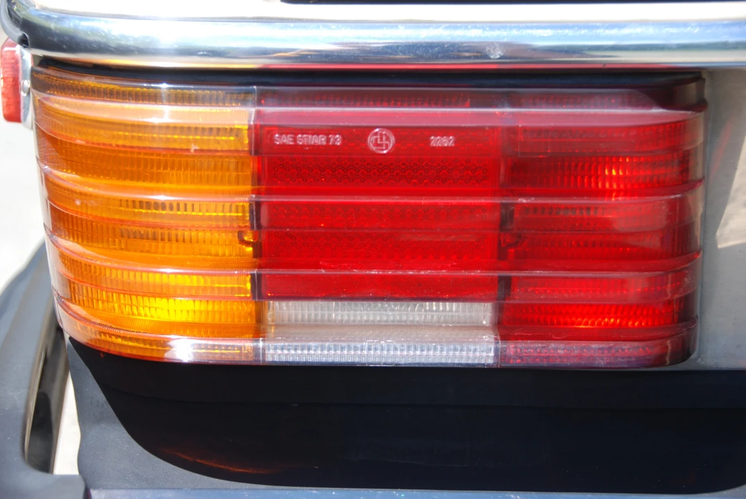 1975 Mercedes-Benz W114 & W115 - Image 24 of 31