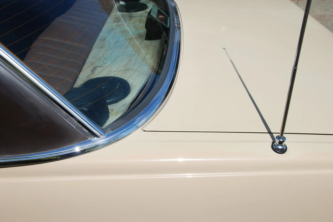 1975 Mercedes-Benz W114 & W115 - Image 28 of 31