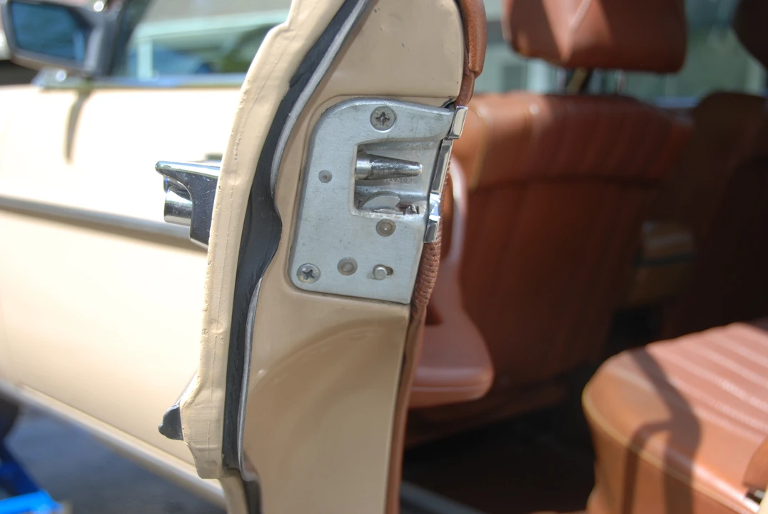 1975 Mercedes-Benz W114 & W115 - Image 21 of 31
